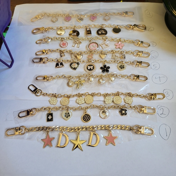 High-quality classic bagcharms/ strap extenders with lobster clasp. - Picture 3 of 13
